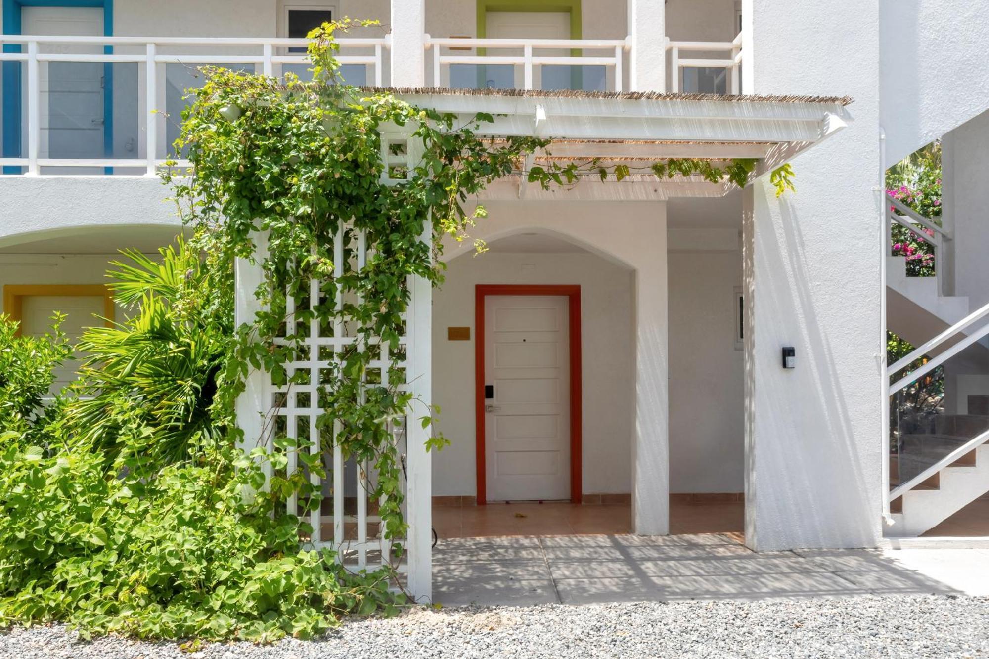 Maho Beach House - Petite Studio - Beach Access Zewnętrze zdjęcie